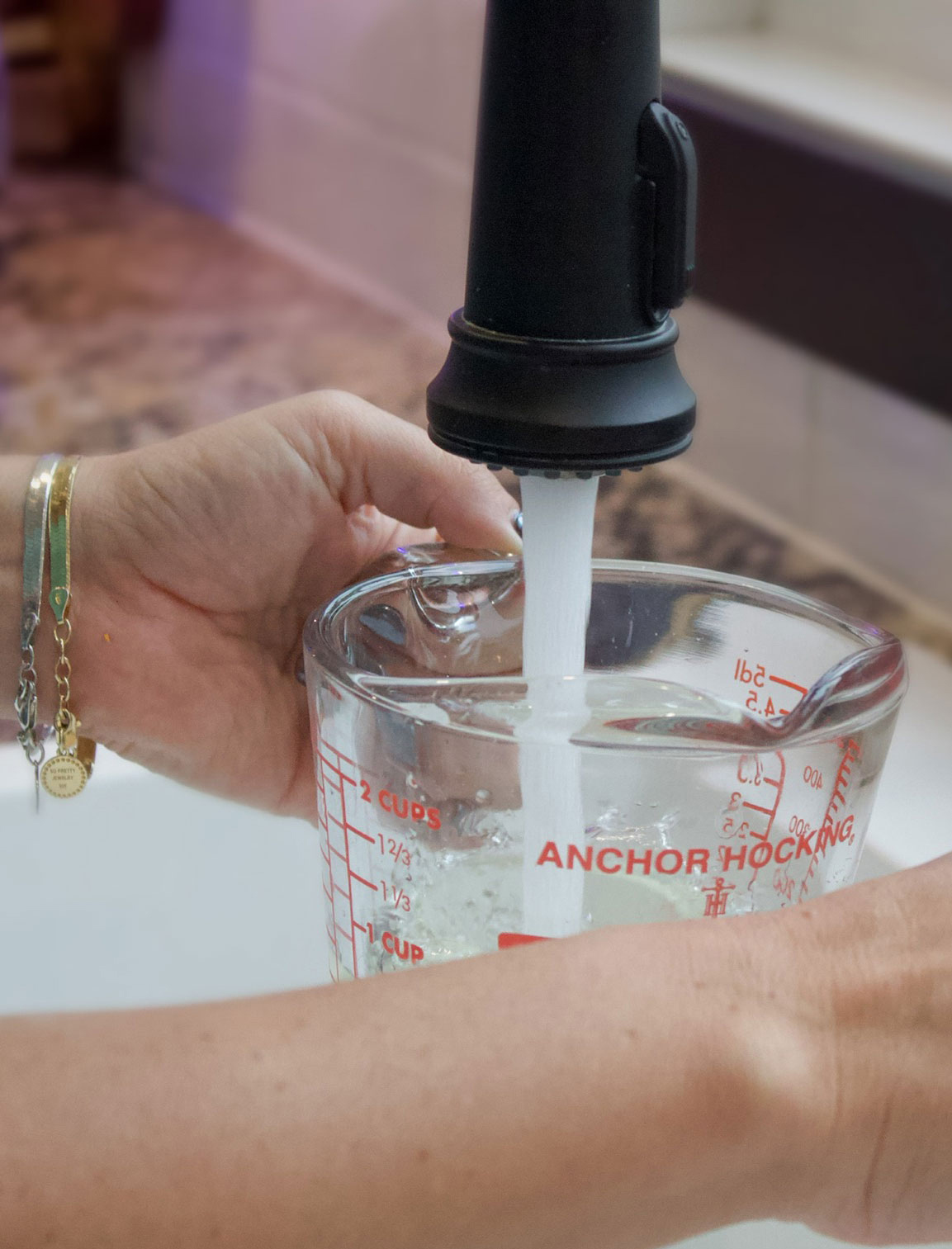 Turn chaos into calm with the BOTTON II under-sink organizer