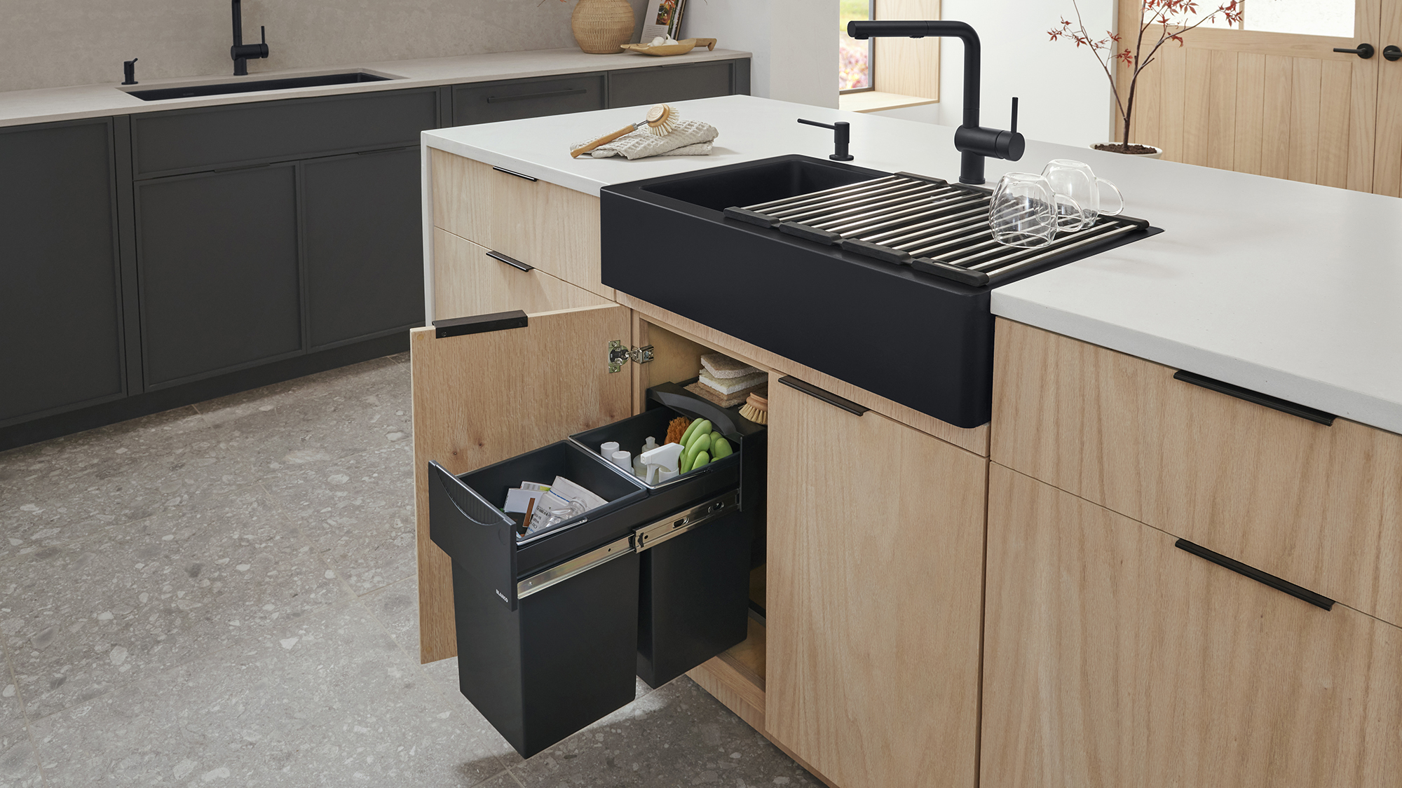 BLANCO UNIT Kitchen Sink Faucet and Organizer