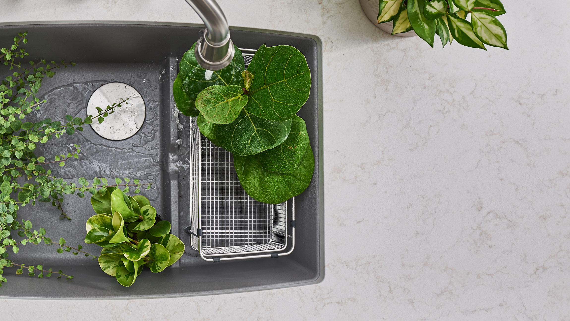 BLANCO Mesh Basket on PERFORMA Cascade sink