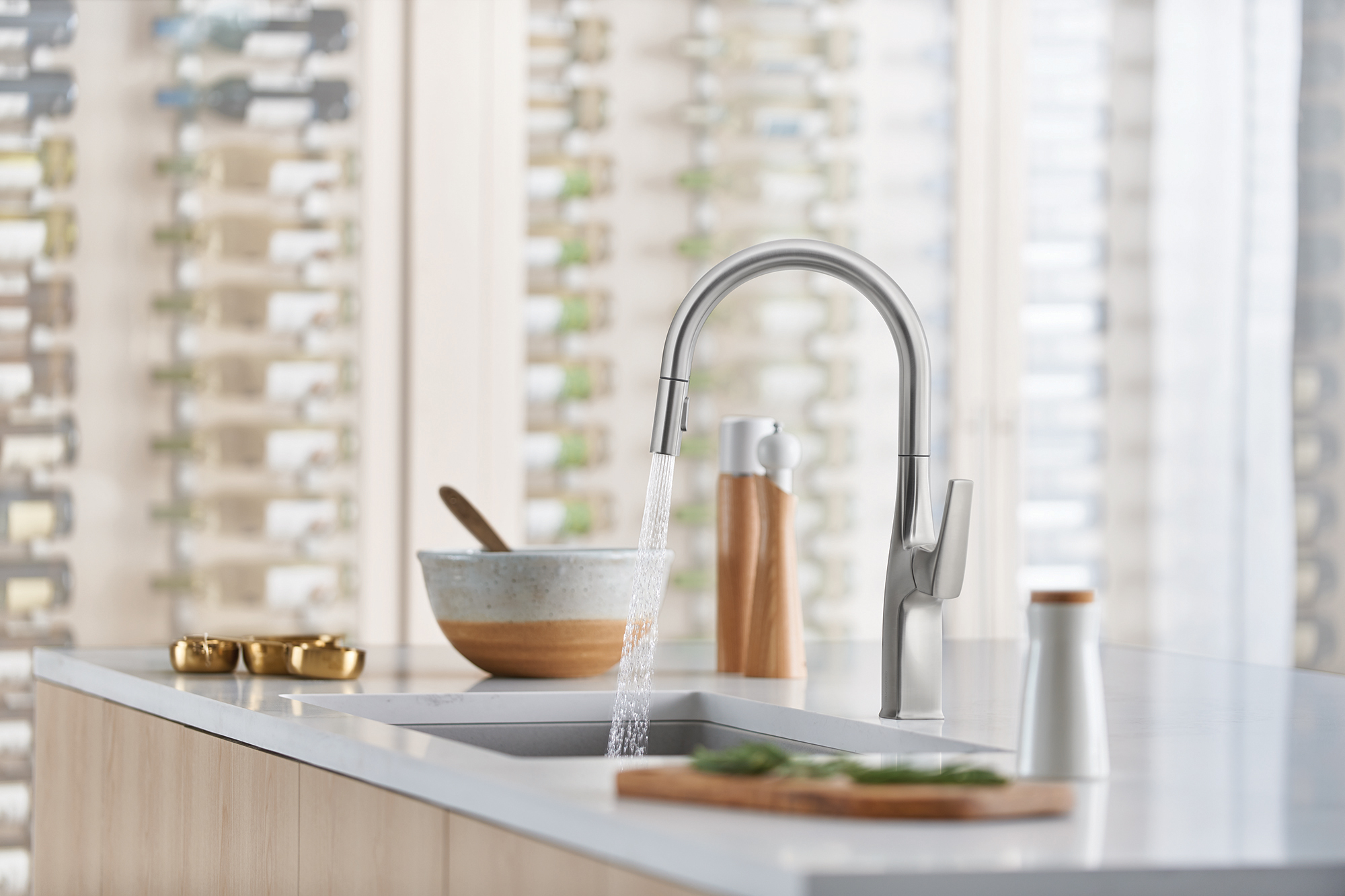 RIVANA High Arc Kitchen Faucet
