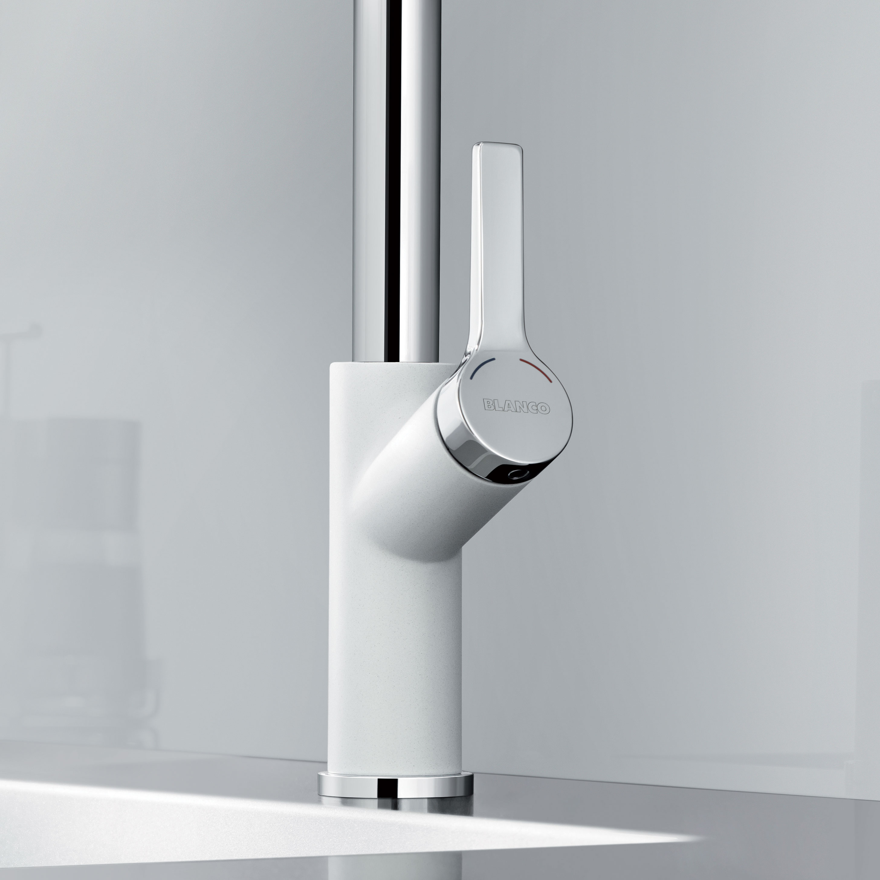 BLANCO URBENA slim body design