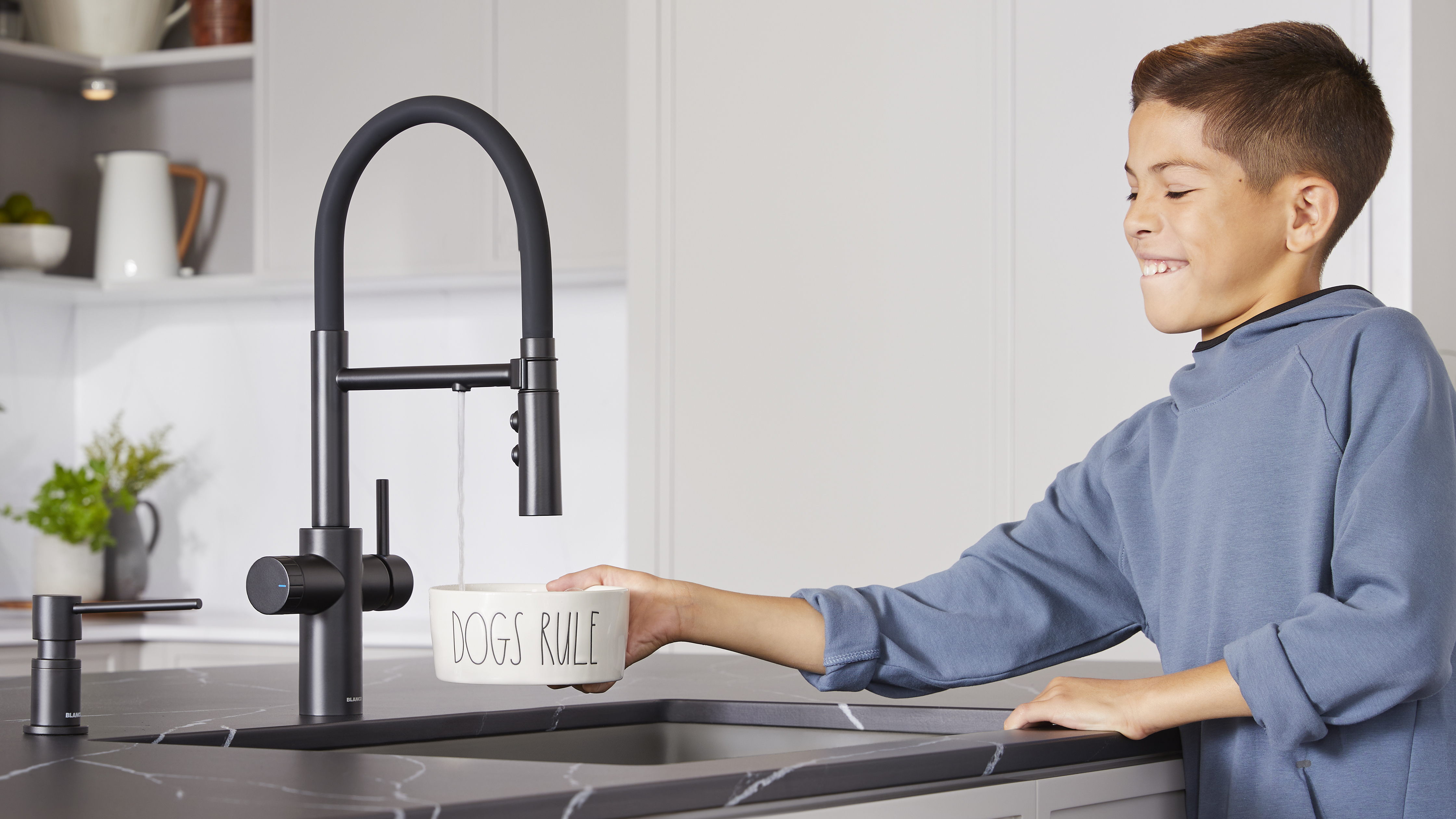 Experience the convenience of filtered water right at your fingertips. Enjoy clean water anytime