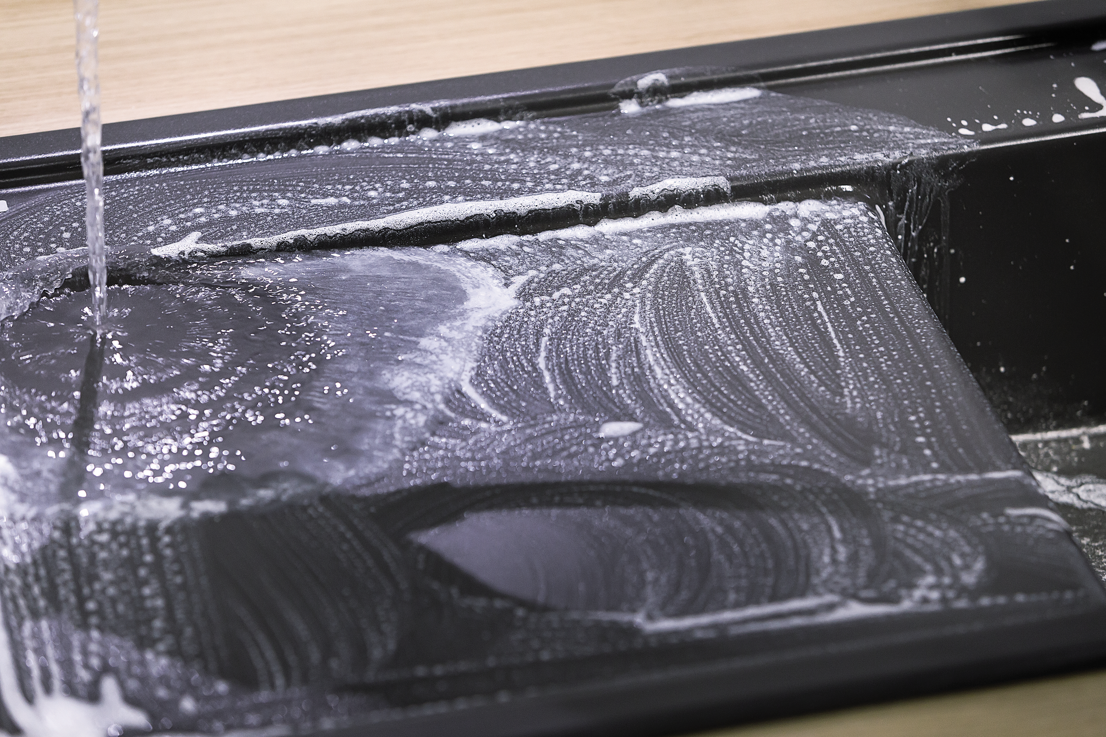 Silgranit sinks should be rinsed with clean water