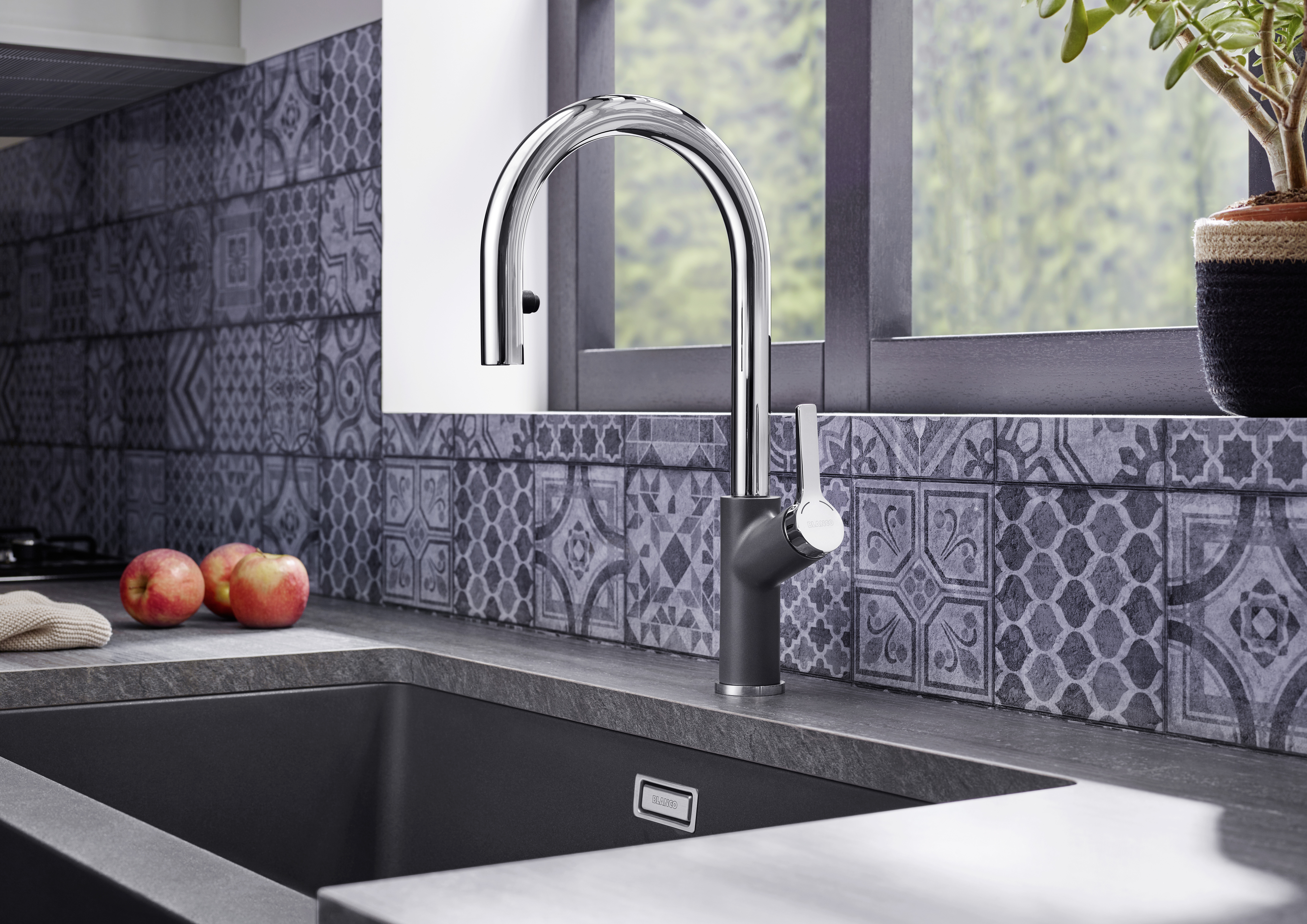 Silgranit mixer tap