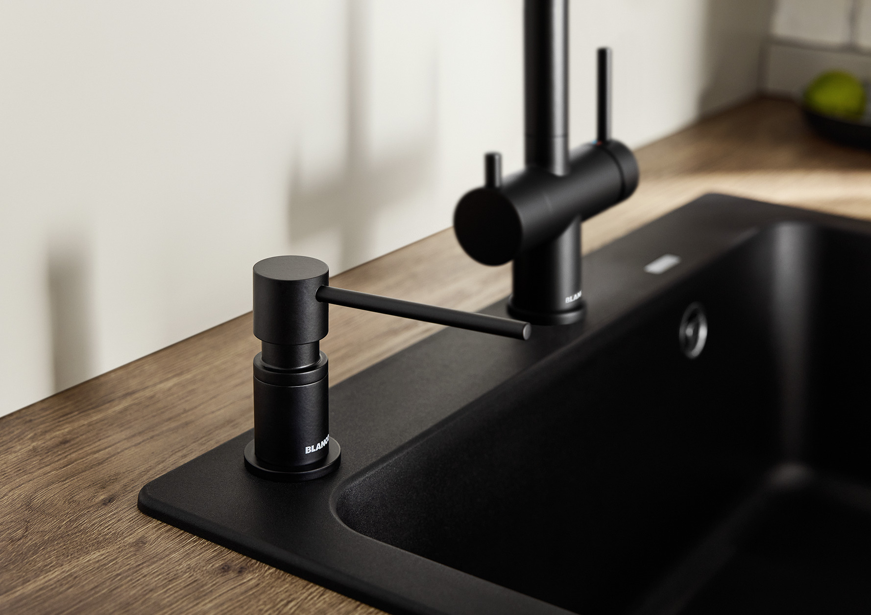 BLANCO LATO BLACK MATT