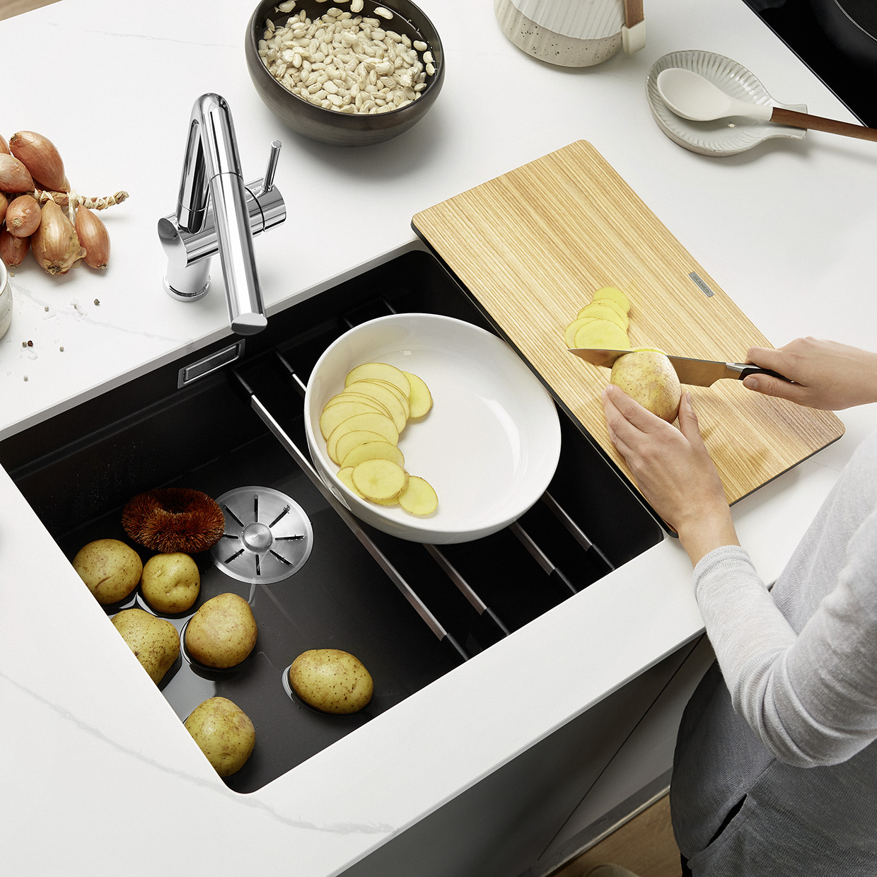 cutting potatoes