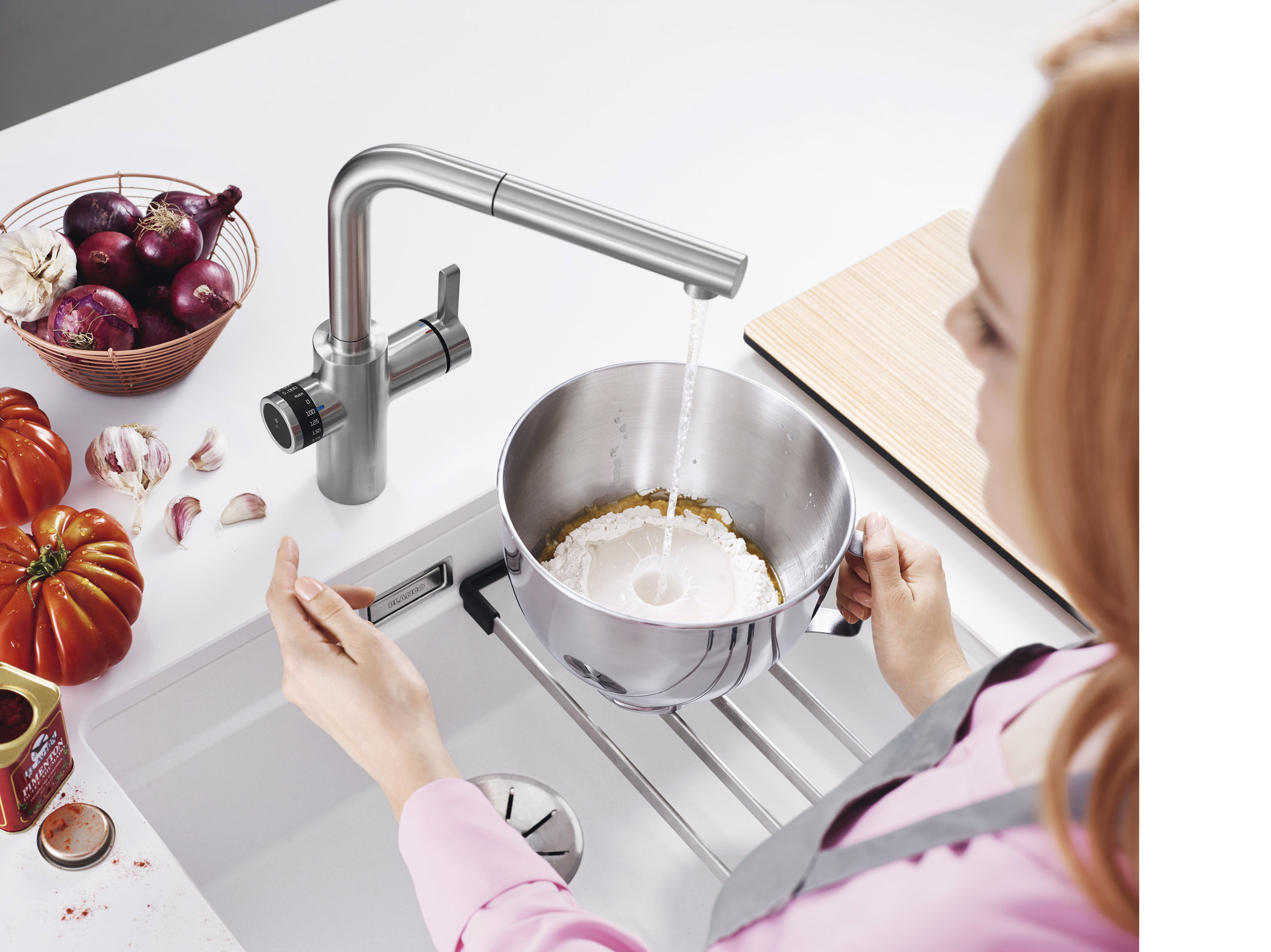 Mit Blanco Evol-S Volume lassen sich auch kleine Wassermengen genau dosieren.