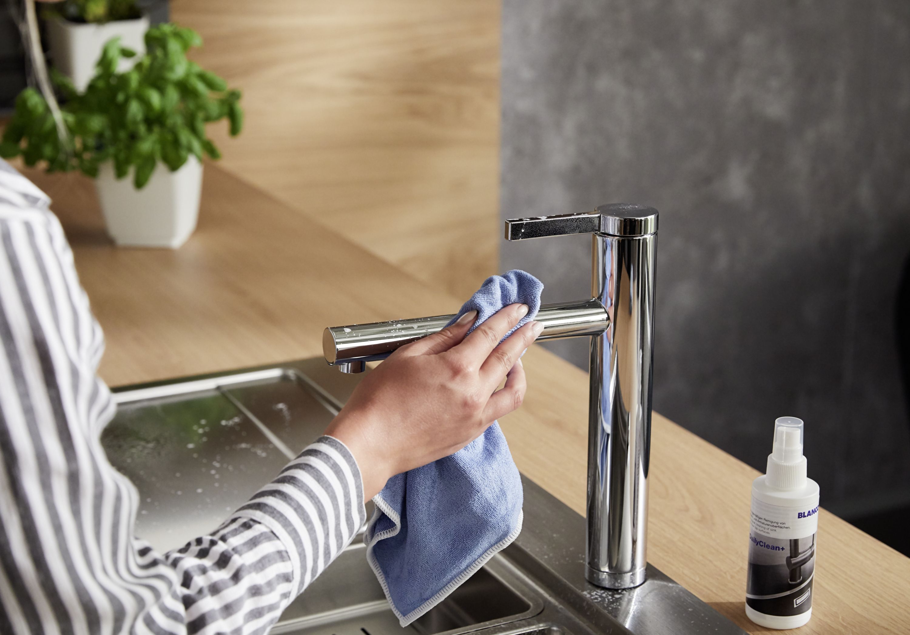 mixer tap
