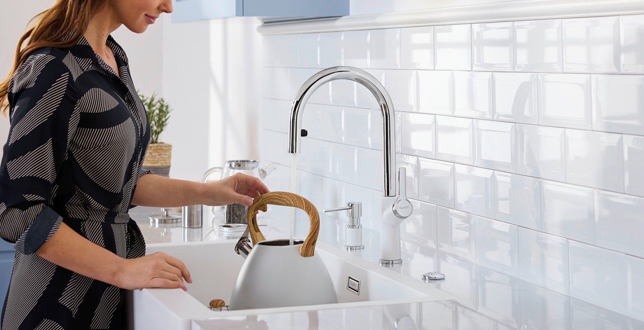 CARENA S Vario in white Silgranit