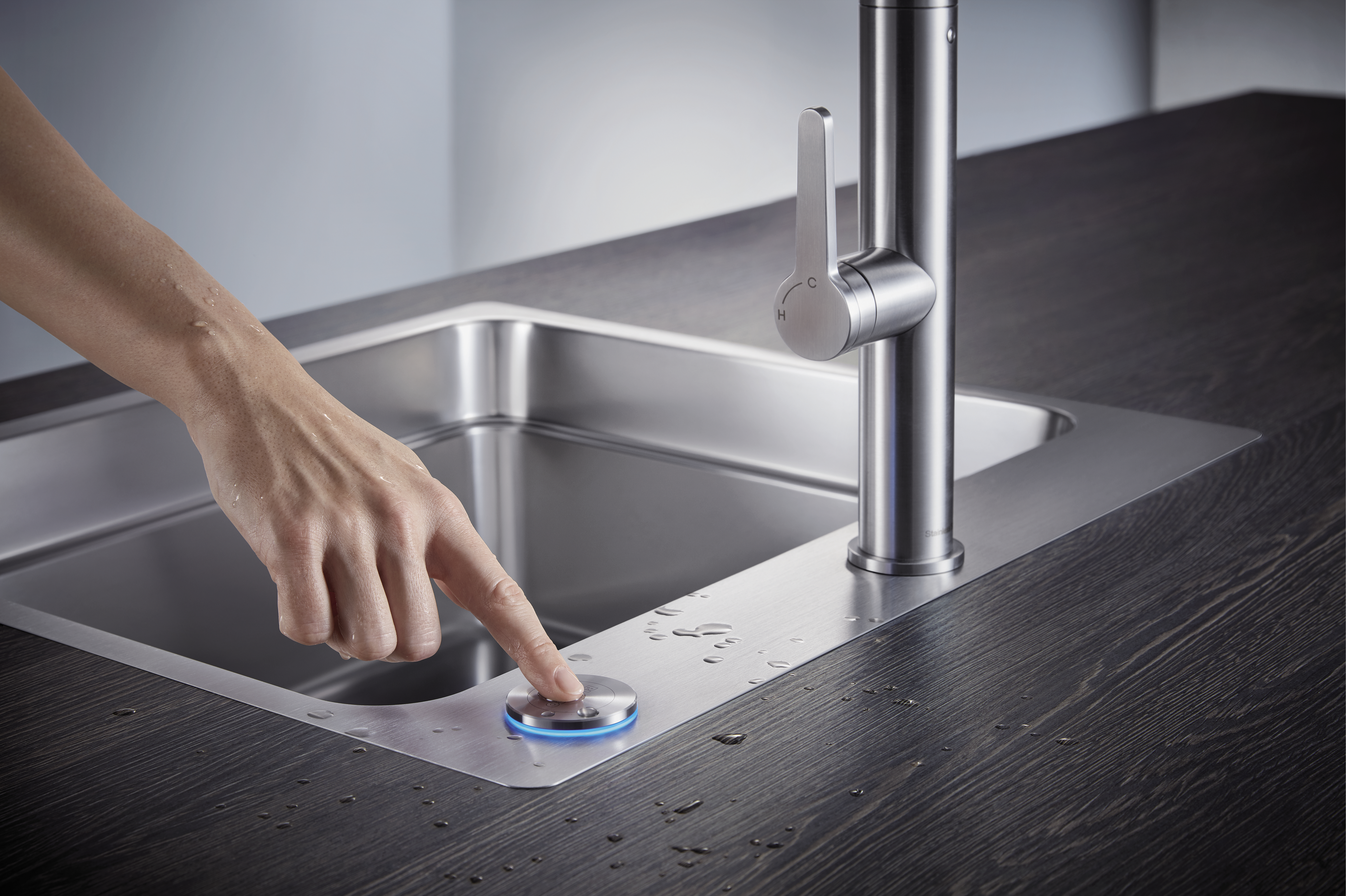 BLANCO SensorControl Blue levert een slimme oplossing voor uw hightechkeuken
