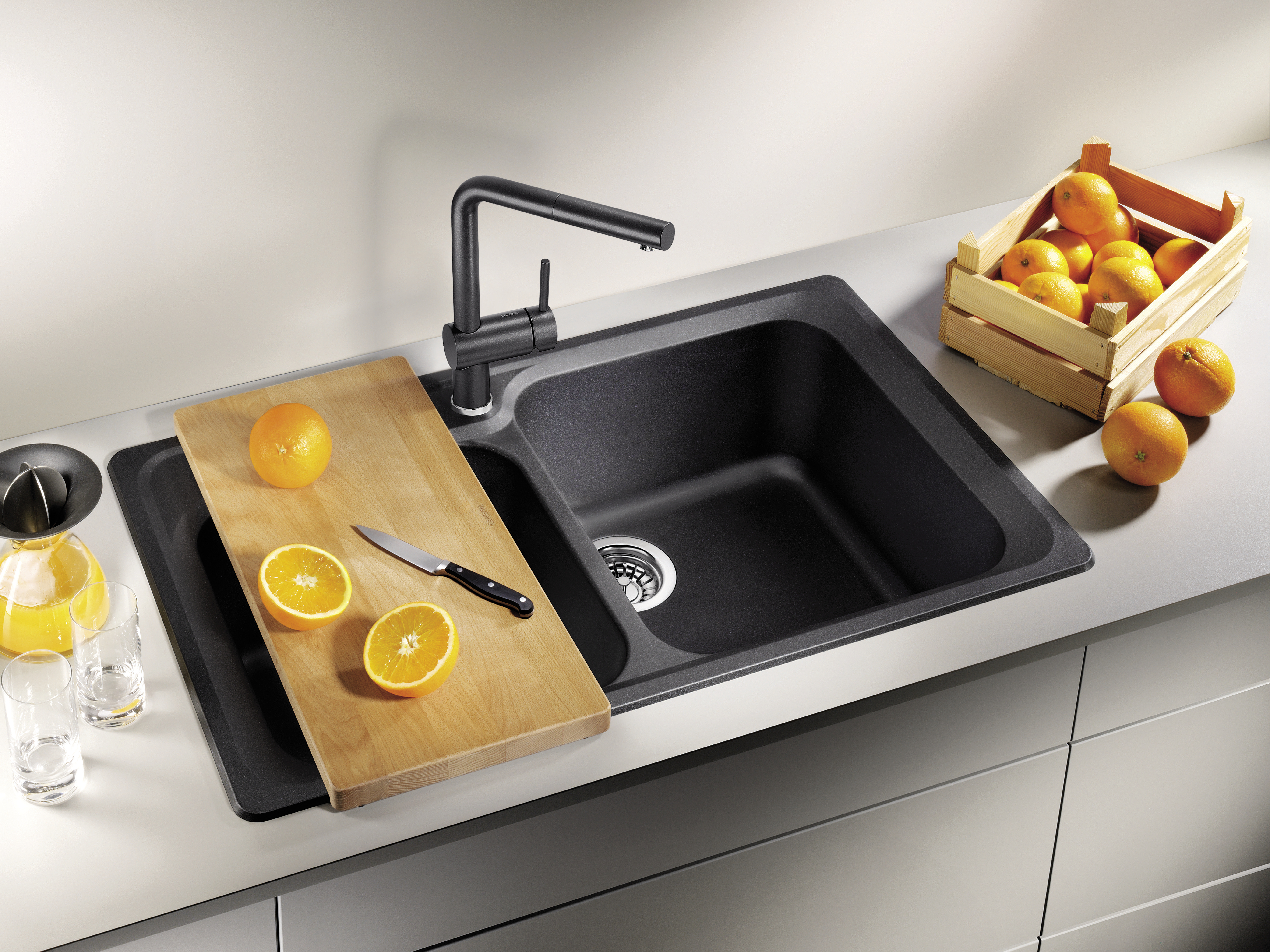 Stijlvol: Silgranit antraciet voor de BLANCO CLASSIC spoeltafel