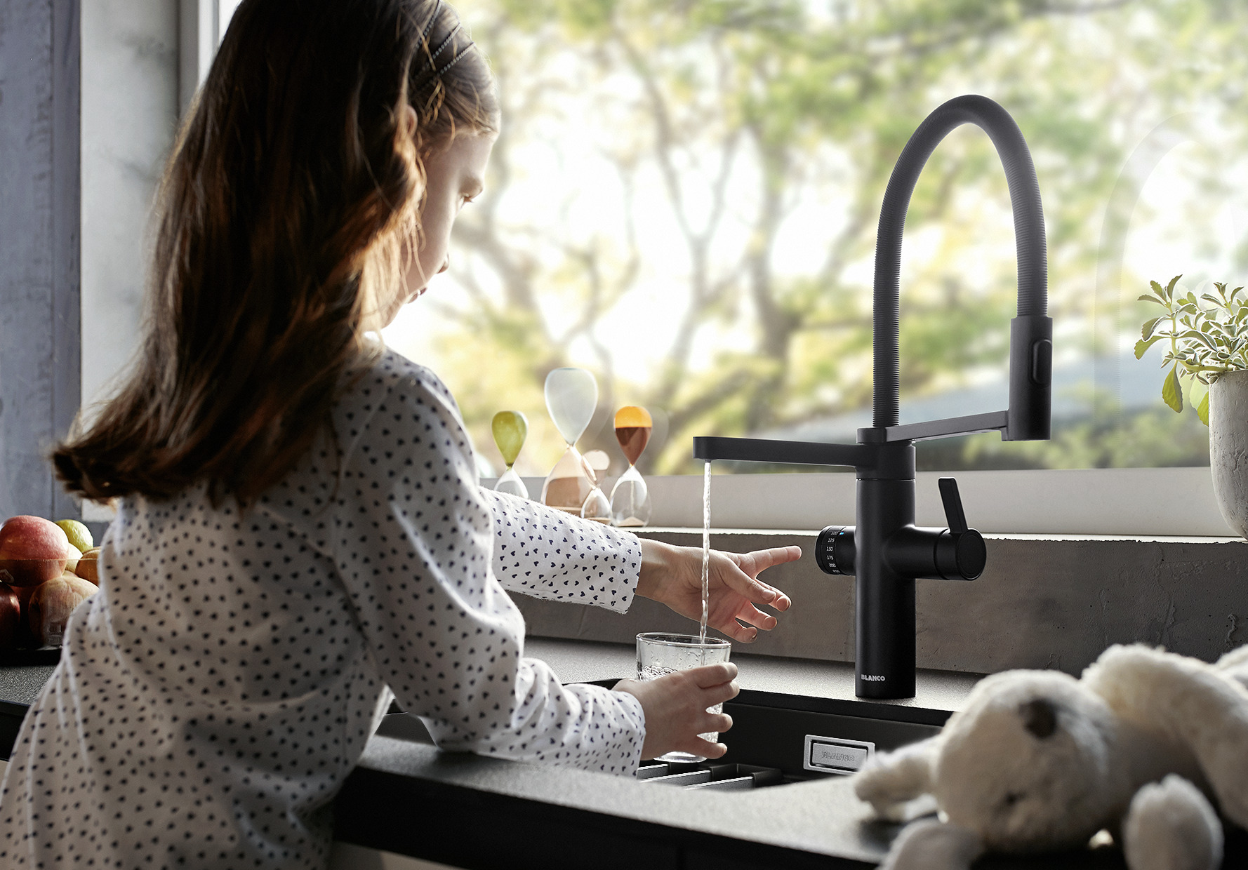 point d'eau, cuisine, évier, robinetterie, mitigeur, robinet, eau filtrée, boisson, boire